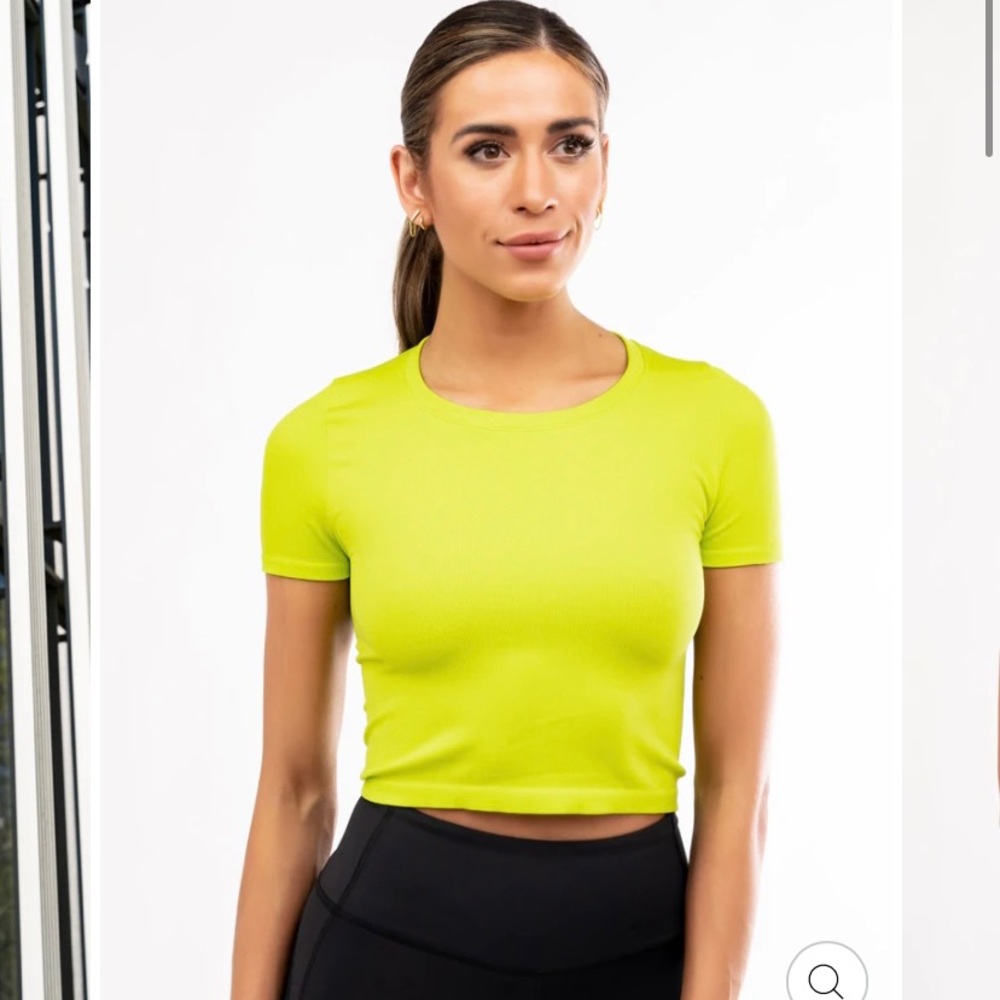 IVL COLLECTIVE TOP
